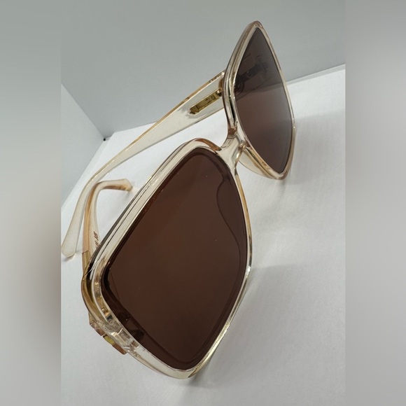 Chic & Trendy Oversized Square Frame Sunglasses - New Fashion Statement! main image 7